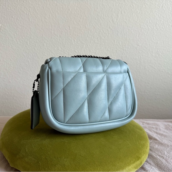 Coach Quilted Madison 18 + FREEBIE Scarf - Picture 4 of 7